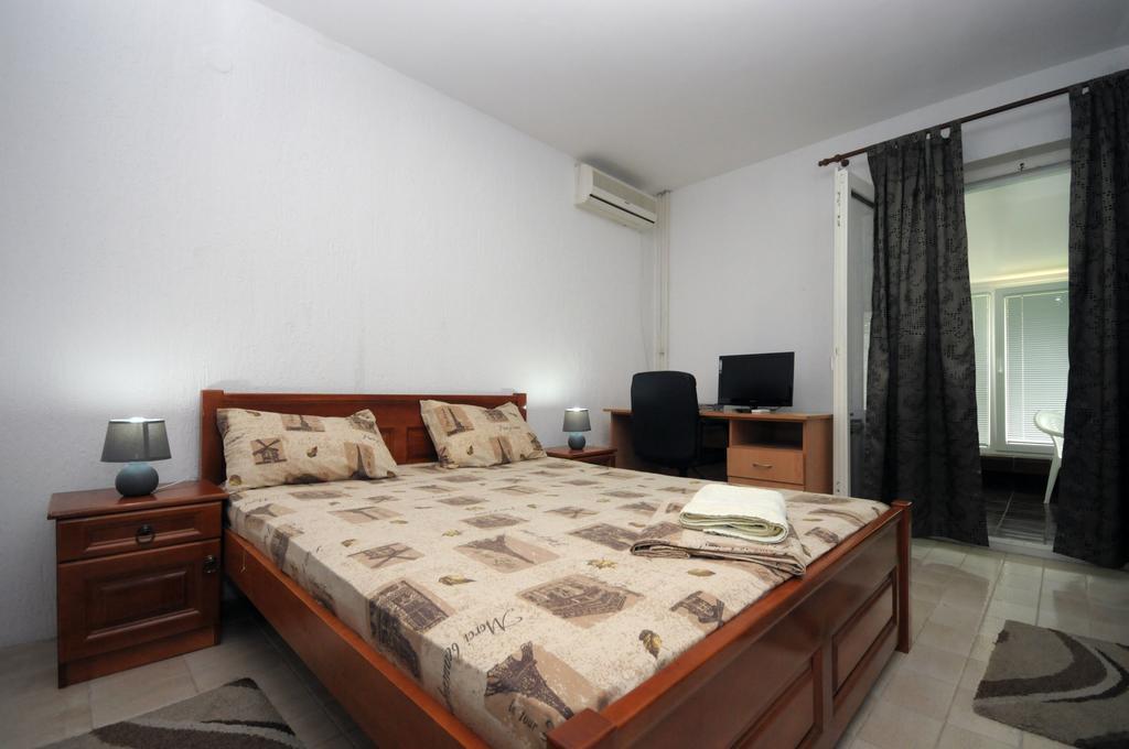 Bravo Apartmani Budva Kamer foto